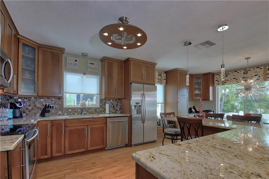 308 173RD AVENUE E, NORTH REDINGTON BEACH, Florida 33708, 2 Bedrooms Bedrooms, 5 Rooms Rooms,2 BathroomsBathrooms,Residential,For sale,173RD,U7840614