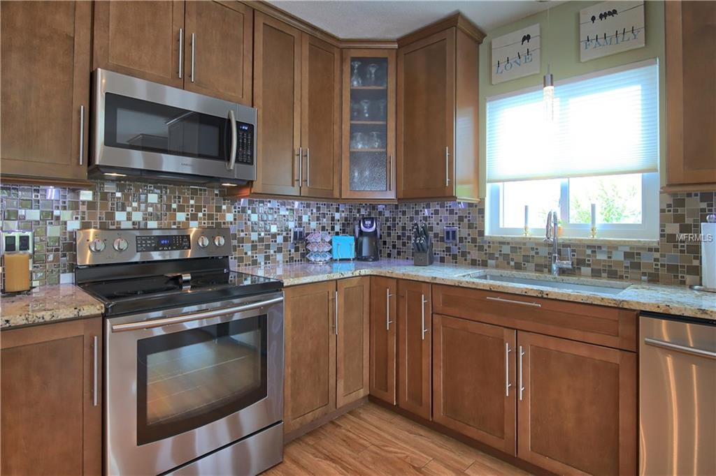 308 173RD AVENUE E, NORTH REDINGTON BEACH, Florida 33708, 2 Bedrooms Bedrooms, 5 Rooms Rooms,2 BathroomsBathrooms,Residential,For sale,173RD,U7840614