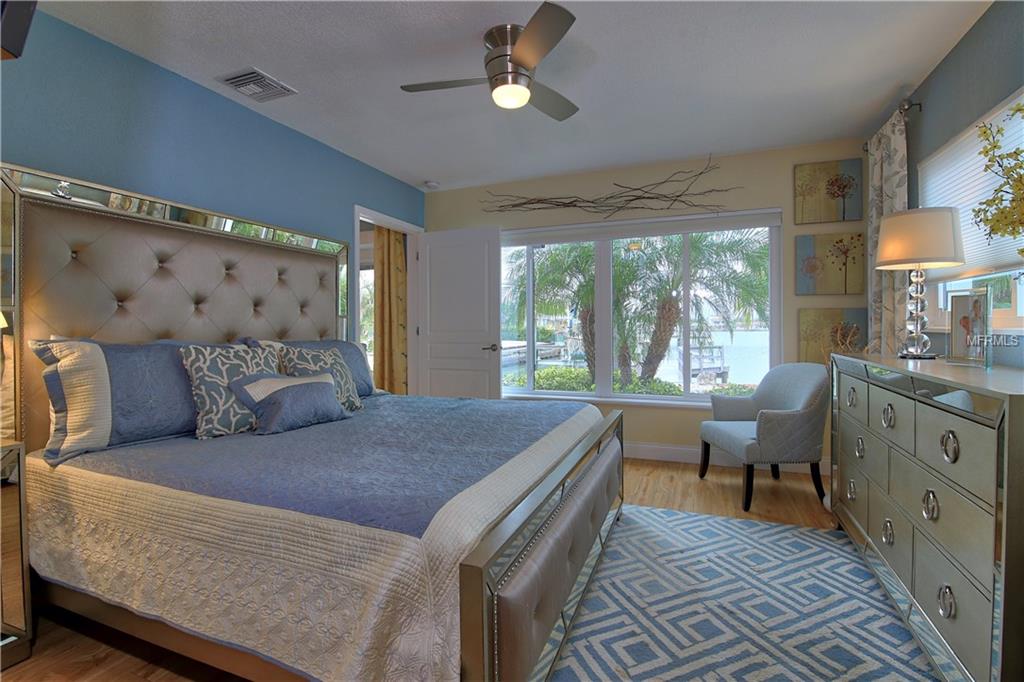 308 173RD AVENUE E, NORTH REDINGTON BEACH, Florida 33708, 2 Bedrooms Bedrooms, 5 Rooms Rooms,2 BathroomsBathrooms,Residential,For sale,173RD,U7840614