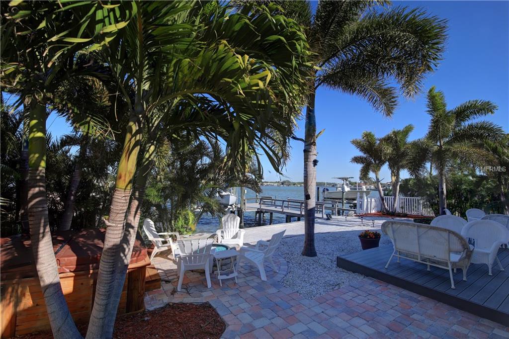 308 173RD AVENUE E, NORTH REDINGTON BEACH, Florida 33708, 2 Bedrooms Bedrooms, 5 Rooms Rooms,2 BathroomsBathrooms,Residential,For sale,173RD,U7840614
