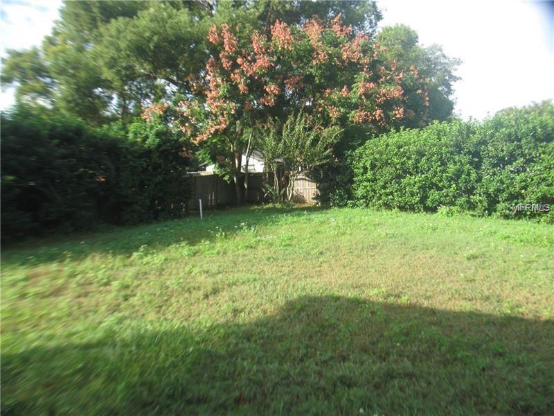 211 TOLLGATE TRAIL, LONGWOOD, Florida 32750, 3 Bedrooms Bedrooms, 7 Rooms Rooms,2 BathroomsBathrooms,Residential,For sale,TOLLGATE,O5556263