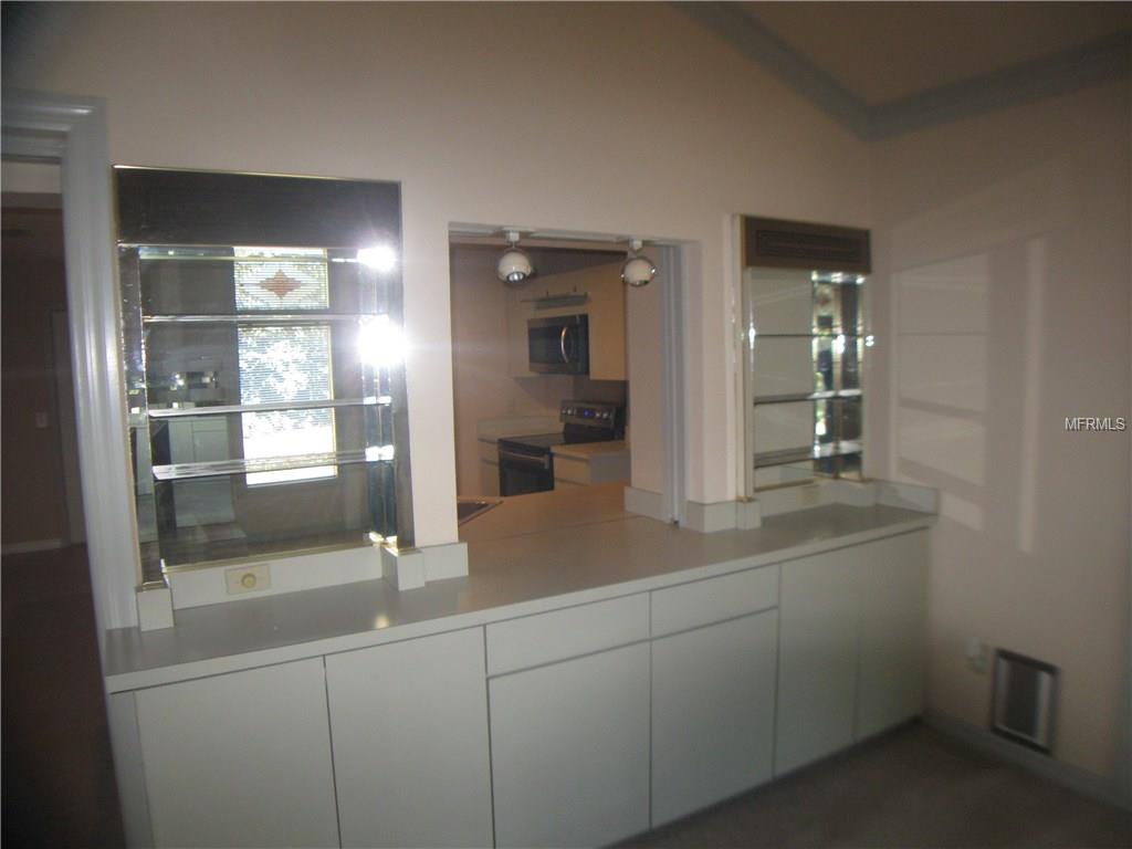 211 TOLLGATE TRAIL, LONGWOOD, Florida 32750, 3 Bedrooms Bedrooms, 7 Rooms Rooms,2 BathroomsBathrooms,Residential,For sale,TOLLGATE,O5556263