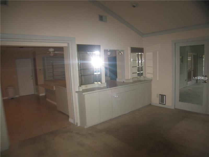 211 TOLLGATE TRAIL, LONGWOOD, Florida 32750, 3 Bedrooms Bedrooms, 7 Rooms Rooms,2 BathroomsBathrooms,Residential,For sale,TOLLGATE,O5556263