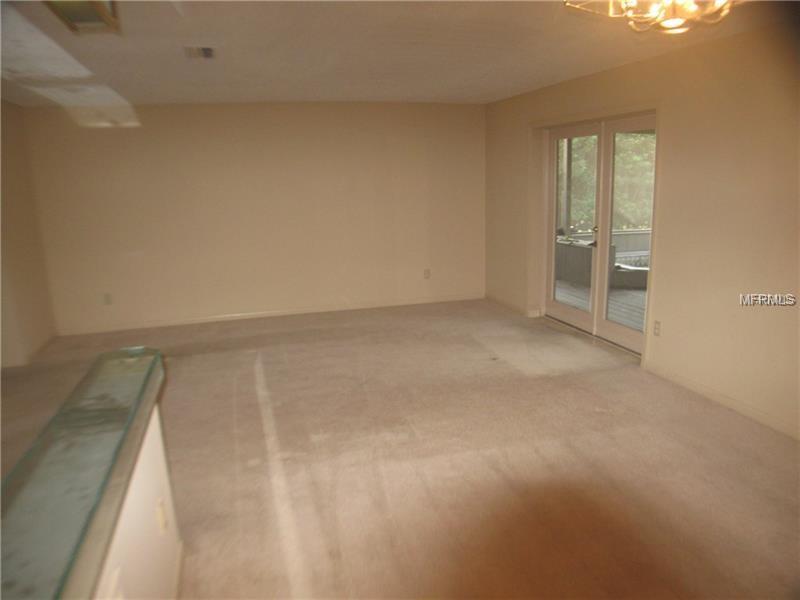 211 TOLLGATE TRAIL, LONGWOOD, Florida 32750, 3 Bedrooms Bedrooms, 7 Rooms Rooms,2 BathroomsBathrooms,Residential,For sale,TOLLGATE,O5556263