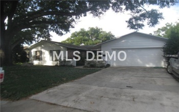 211 TOLLGATE TRAIL, LONGWOOD, Florida 32750, 3 Bedrooms Bedrooms, 7 Rooms Rooms,2 BathroomsBathrooms,Residential,For sale,TOLLGATE,O5556263