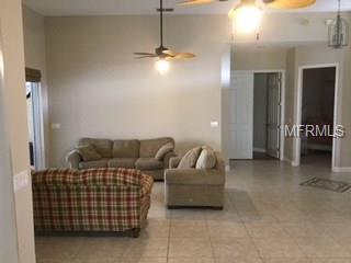 2822 HAMPTON PLACE COURT, PLANT CITY, Florida 33566, 4 Bedrooms Bedrooms, ,3 BathroomsBathrooms,Rental,Short-term,HAMPTON PLACE,T2925544