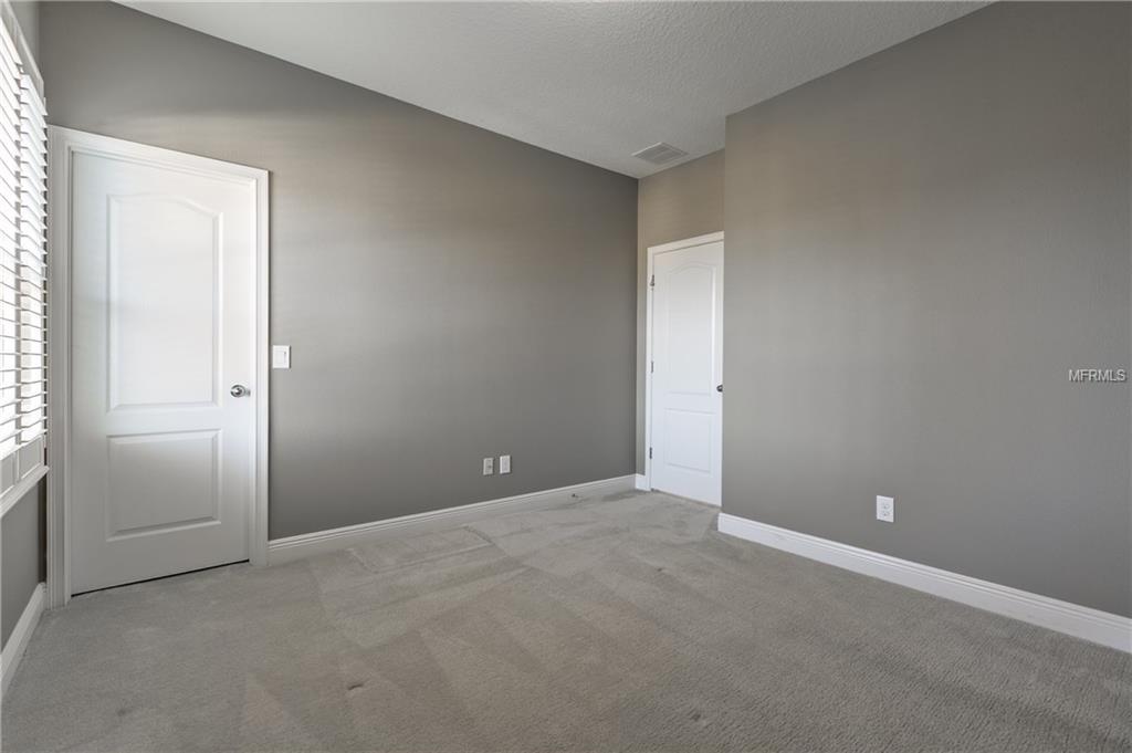 274 EAGLES PATH CROSSING, OCOEE, Florida 34761, 6 Bedrooms Bedrooms, 12 Rooms Rooms,3 BathroomsBathrooms,Residential,For sale,EAGLES PATH,O5557257