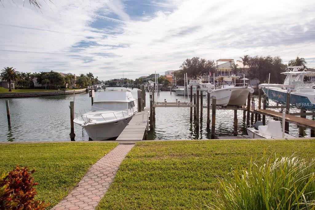 737 PINELLAS BAYWAY S, TIERRA VERDE, Florida 33715, 2 Bedrooms Bedrooms, 7 Rooms Rooms,3 BathroomsBathrooms,Residential,For sale,PINELLAS BAYWAY,U7845805