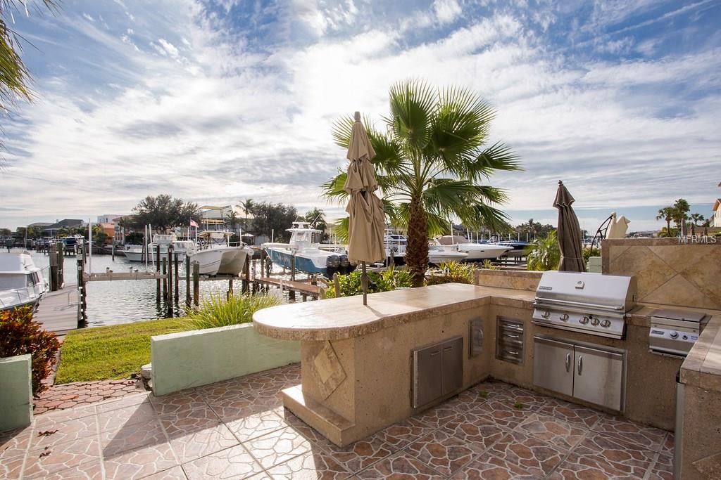 737 PINELLAS BAYWAY S, TIERRA VERDE, Florida 33715, 2 Bedrooms Bedrooms, 7 Rooms Rooms,3 BathroomsBathrooms,Residential,For sale,PINELLAS BAYWAY,U7845805