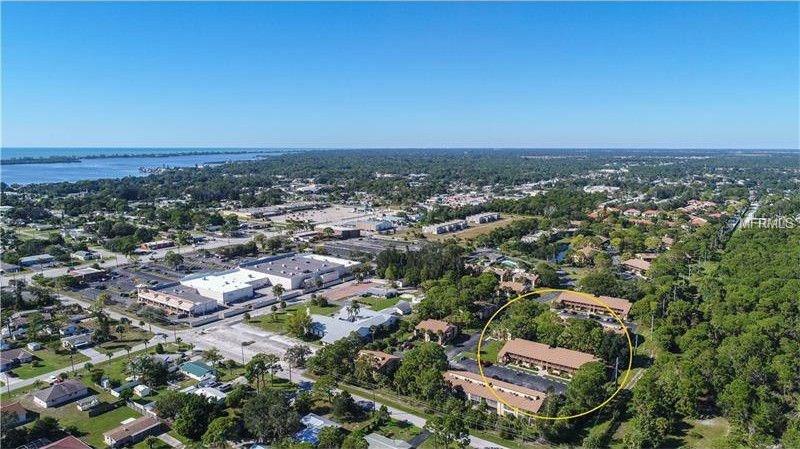 25 QUAILS RUN BOULEVARD, ENGLEWOOD, Florida 34223, 1 Bedroom Bedrooms, 4 Rooms Rooms,1 BathroomBathrooms,Residential,For sale,QUAILS RUN,D5922832