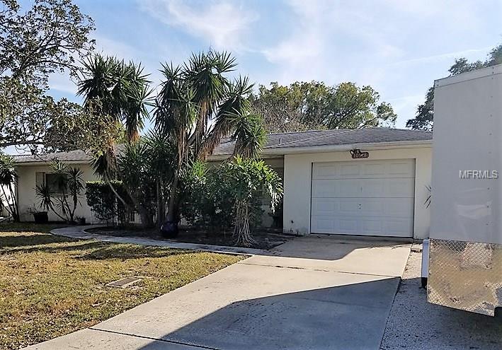 10918 90TH TERRACE, SEMINOLE, Florida 33772, 2 Bedrooms Bedrooms, 6 Rooms Rooms,1 BathroomBathrooms,Residential,For sale,90TH,U7846761
