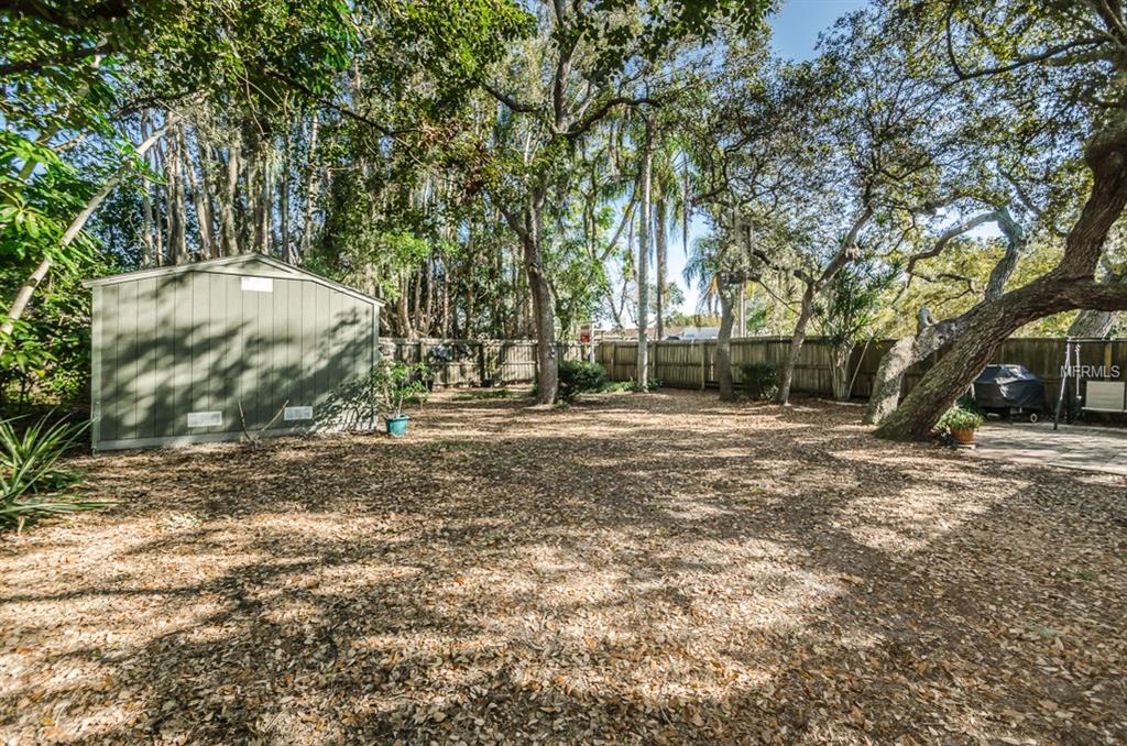 443 BROADWAY, DUNEDIN, Florida 34698, 3 Bedrooms Bedrooms, 4 Rooms Rooms,2 BathroomsBathrooms,Residential,For sale,BROADWAY,U7847178