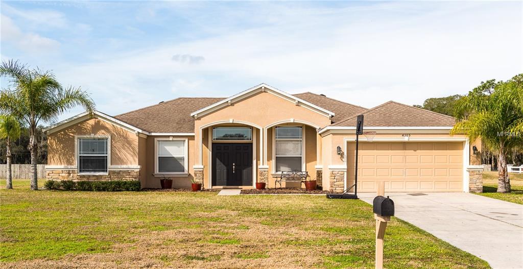 4305 AVONDALE GROVES STREET, PLANT CITY, Florida 33567, 4 Bedrooms Bedrooms, 9 Rooms Rooms,3 BathroomsBathrooms,Residential,For sale,AVONDALE GROVES,T2928350