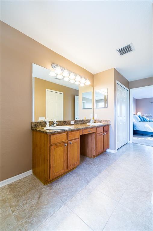 4305 AVONDALE GROVES STREET, PLANT CITY, Florida 33567, 4 Bedrooms Bedrooms, 9 Rooms Rooms,3 BathroomsBathrooms,Residential,For sale,AVONDALE GROVES,T2928350