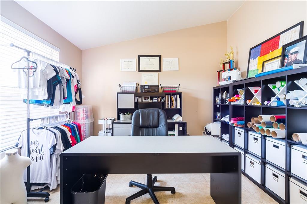 4305 AVONDALE GROVES STREET, PLANT CITY, Florida 33567, 4 Bedrooms Bedrooms, 9 Rooms Rooms,3 BathroomsBathrooms,Residential,For sale,AVONDALE GROVES,T2928350