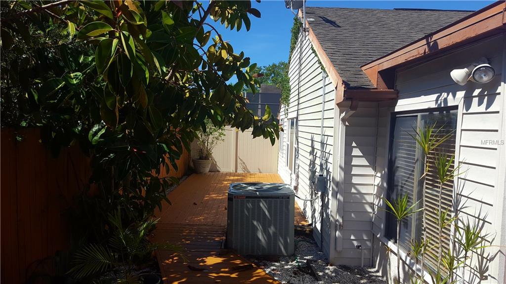 7019 DRURY STREET, TAMPA, Florida 33635, 2 Bedrooms Bedrooms, 7 Rooms Rooms,2 BathroomsBathrooms,Residential,For sale,DRURY,T2899945