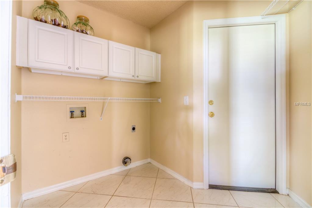 2161 RAINBOWER DRIVE, LAKELAND, Florida 33810, 3 Bedrooms Bedrooms, 9 Rooms Rooms,2 BathroomsBathrooms,Residential,For sale,RAINBOWER,S4853366