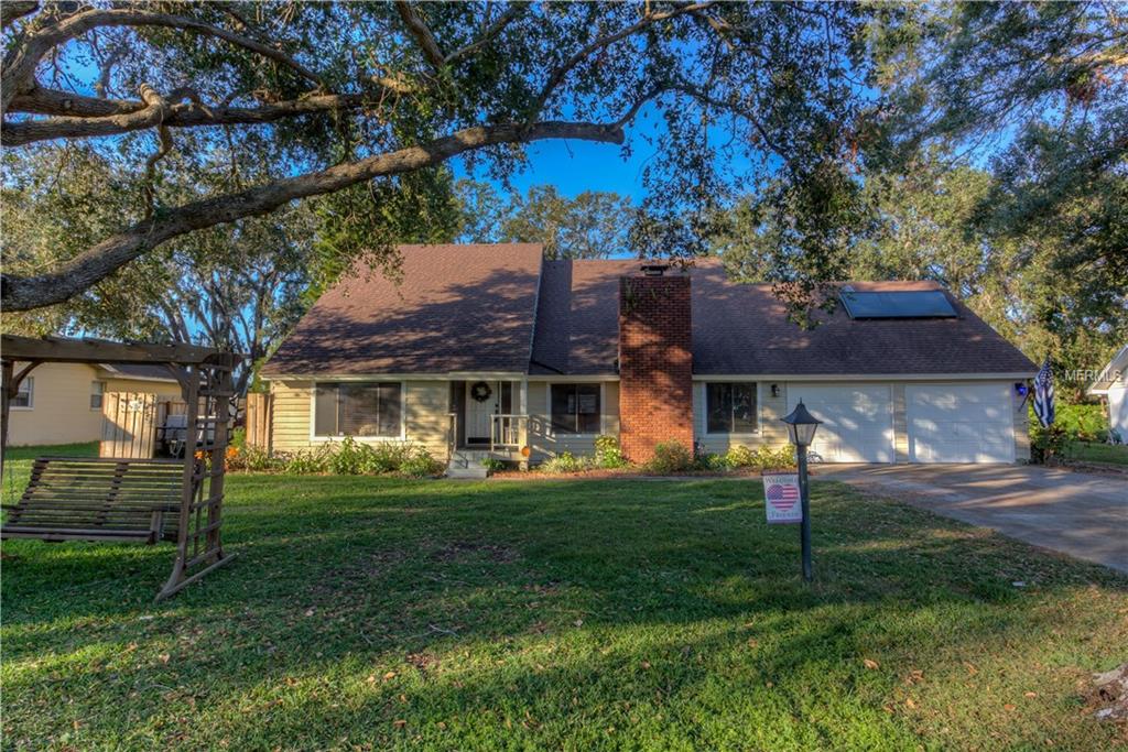 2116 SELKIRK LANE N, LAKELAND, Florida 33813, 4 Bedrooms Bedrooms, 8 Rooms Rooms,3 BathroomsBathrooms,Residential,For sale,SELKIRK,L4724177