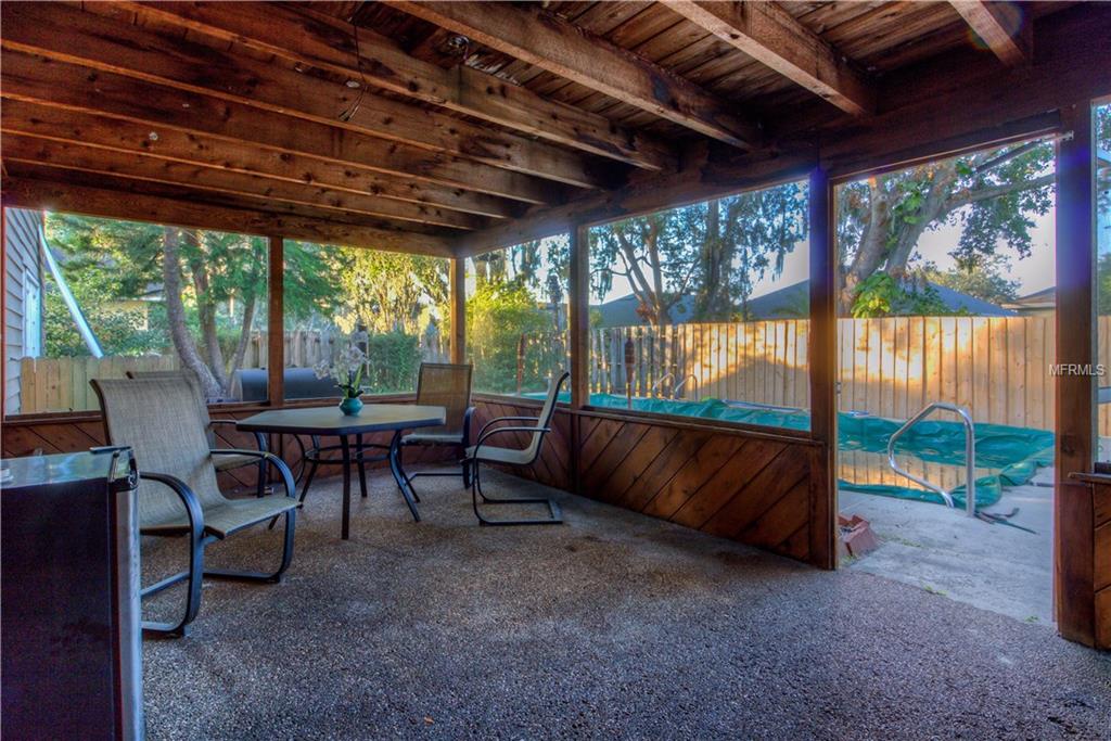 2116 SELKIRK LANE N, LAKELAND, Florida 33813, 4 Bedrooms Bedrooms, 8 Rooms Rooms,3 BathroomsBathrooms,Residential,For sale,SELKIRK,L4724177