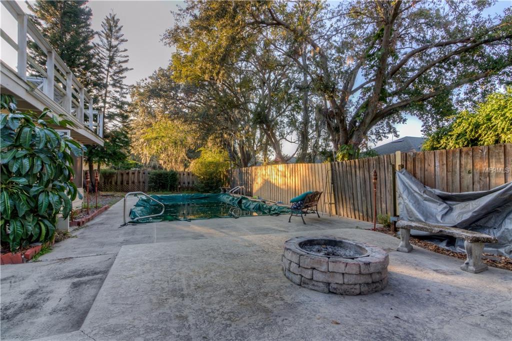 2116 SELKIRK LANE N, LAKELAND, Florida 33813, 4 Bedrooms Bedrooms, 8 Rooms Rooms,3 BathroomsBathrooms,Residential,For sale,SELKIRK,L4724177