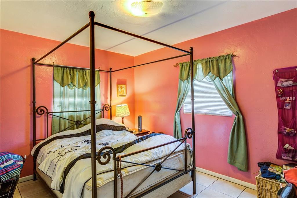 602 DIXSON STREET, ORANGE CITY, Florida 32763, 2 Bedrooms Bedrooms, 3 Rooms Rooms,1 BathroomBathrooms,Residential,For sale,DIXSON,G4851095