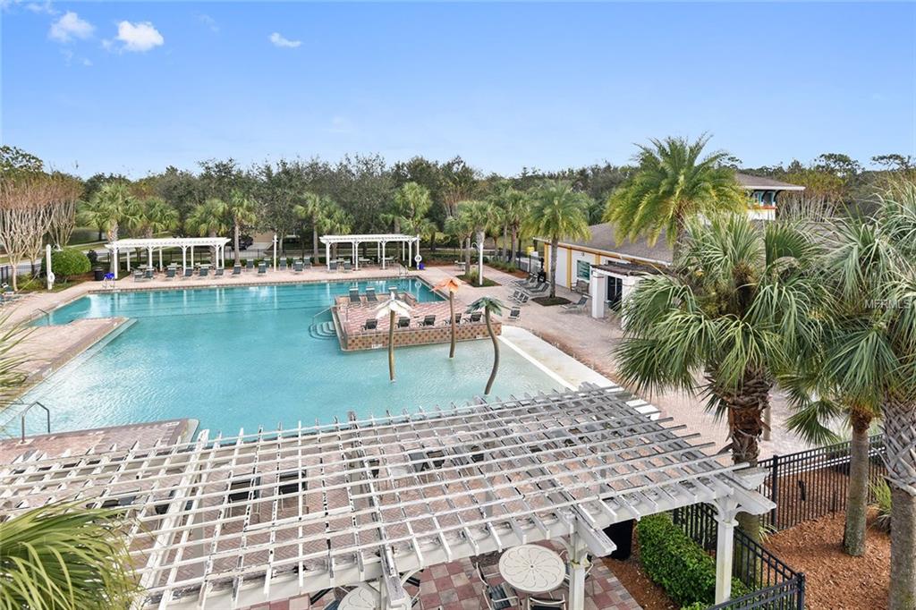 409 PARK LAKE DRIVE, DELAND, Florida 32724, 4 Bedrooms Bedrooms, 9 Rooms Rooms,2 BathroomsBathrooms,Residential,For sale,PARK LAKE,V4722430