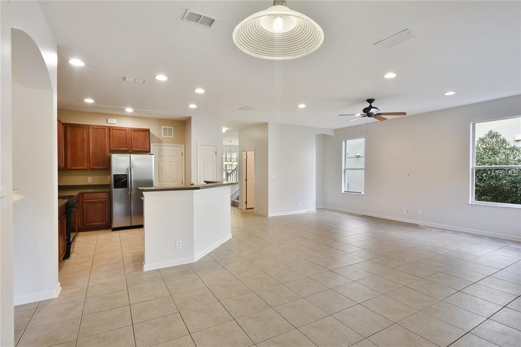 409 PARK LAKE DRIVE, DELAND, Florida 32724, 4 Bedrooms Bedrooms, 9 Rooms Rooms,2 BathroomsBathrooms,Residential,For sale,PARK LAKE,V4722430