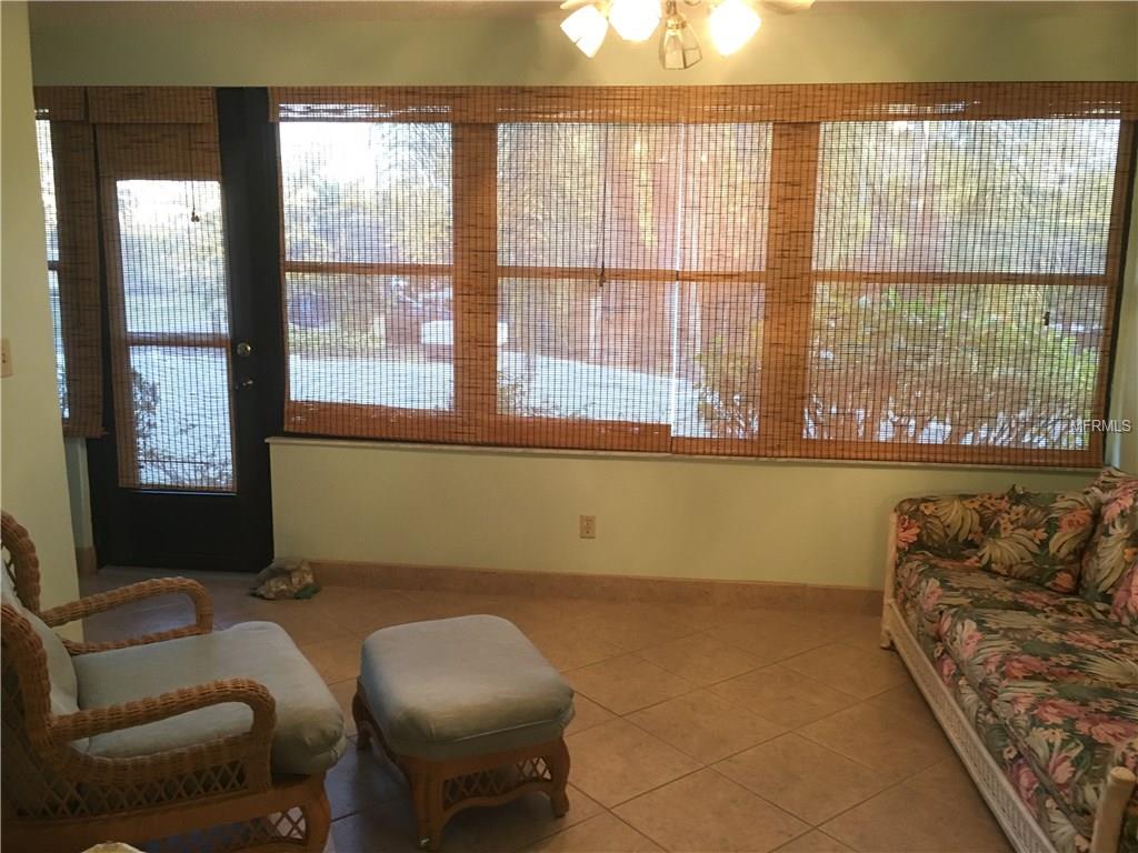 3104 OAK CIRCLE, TARPON SPRINGS, Florida 34689, 2 Bedrooms Bedrooms, 6 Rooms Rooms,2 BathroomsBathrooms,Residential,For sale,OAK,U7844770