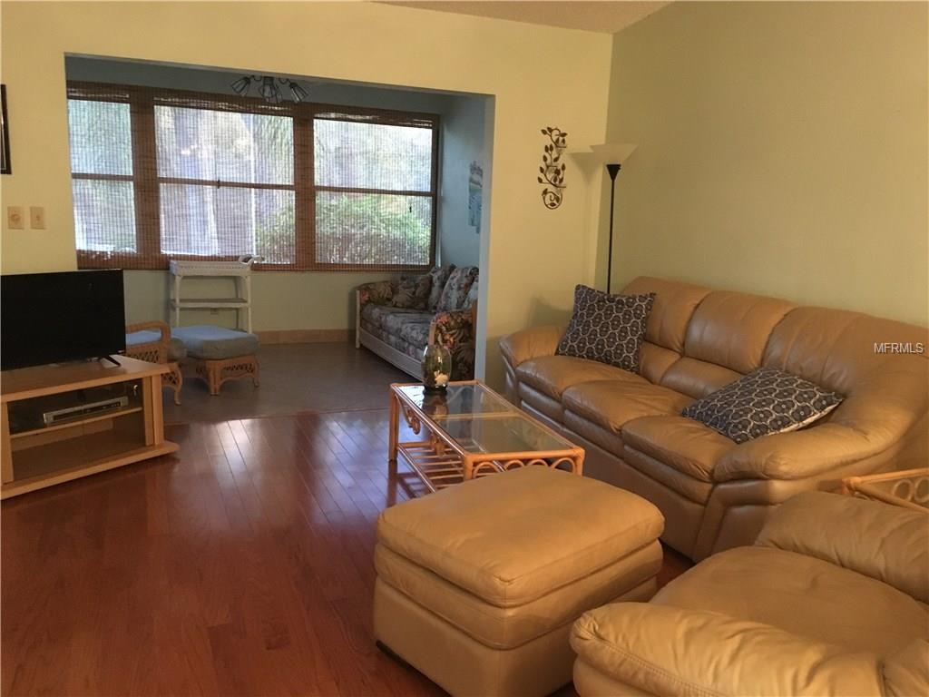 3104 OAK CIRCLE, TARPON SPRINGS, Florida 34689, 2 Bedrooms Bedrooms, 6 Rooms Rooms,2 BathroomsBathrooms,Residential,For sale,OAK,U7844770