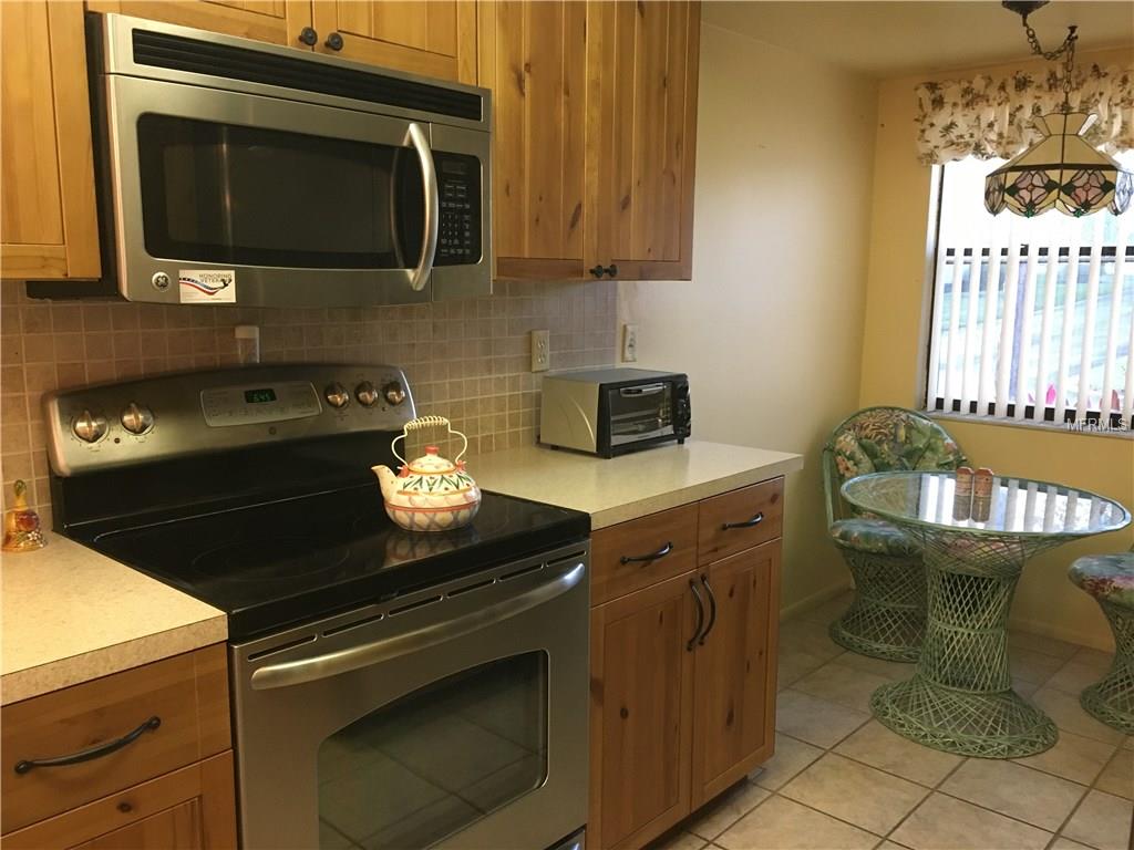 3104 OAK CIRCLE, TARPON SPRINGS, Florida 34689, 2 Bedrooms Bedrooms, 6 Rooms Rooms,2 BathroomsBathrooms,Residential,For sale,OAK,U7844770