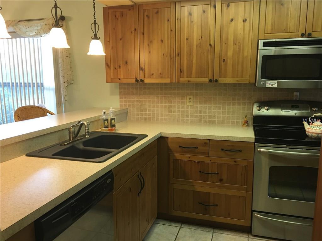 3104 OAK CIRCLE, TARPON SPRINGS, Florida 34689, 2 Bedrooms Bedrooms, 6 Rooms Rooms,2 BathroomsBathrooms,Residential,For sale,OAK,U7844770