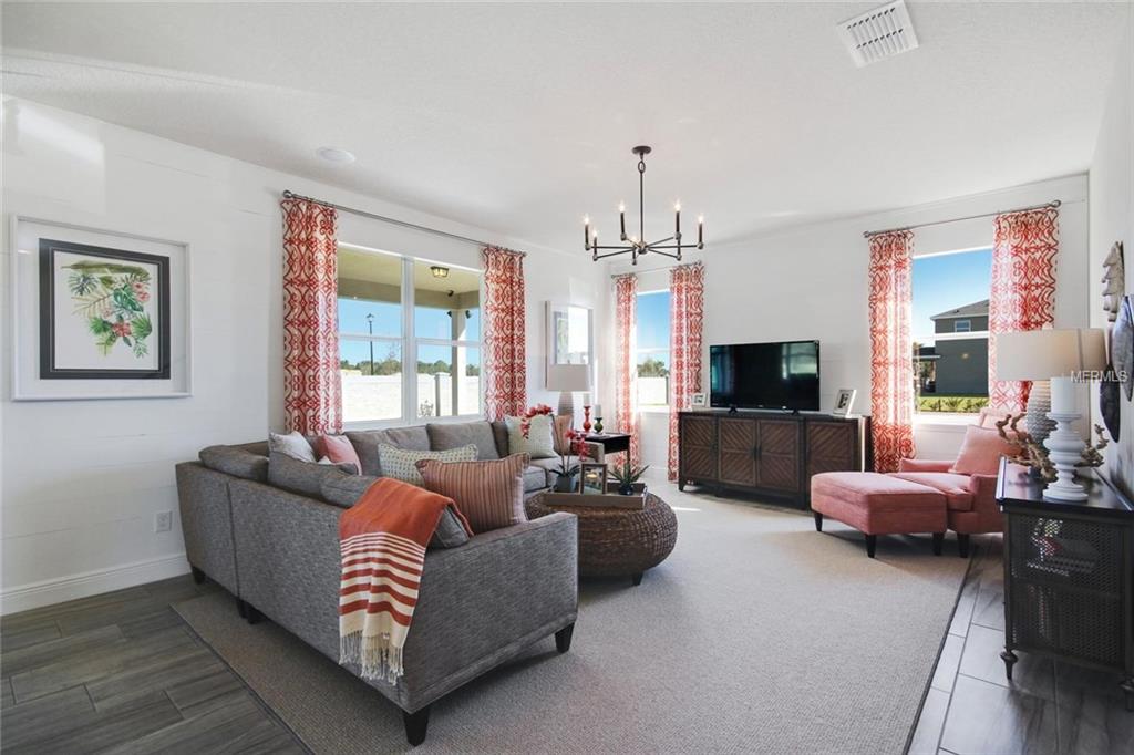 1235 GARRETT GILLIAM DRIVE, OCOEE, Florida 34761, 3 Bedrooms Bedrooms, 10 Rooms Rooms,2 BathroomsBathrooms,Residential,For sale,GARRETT GILLIAM,W7637234