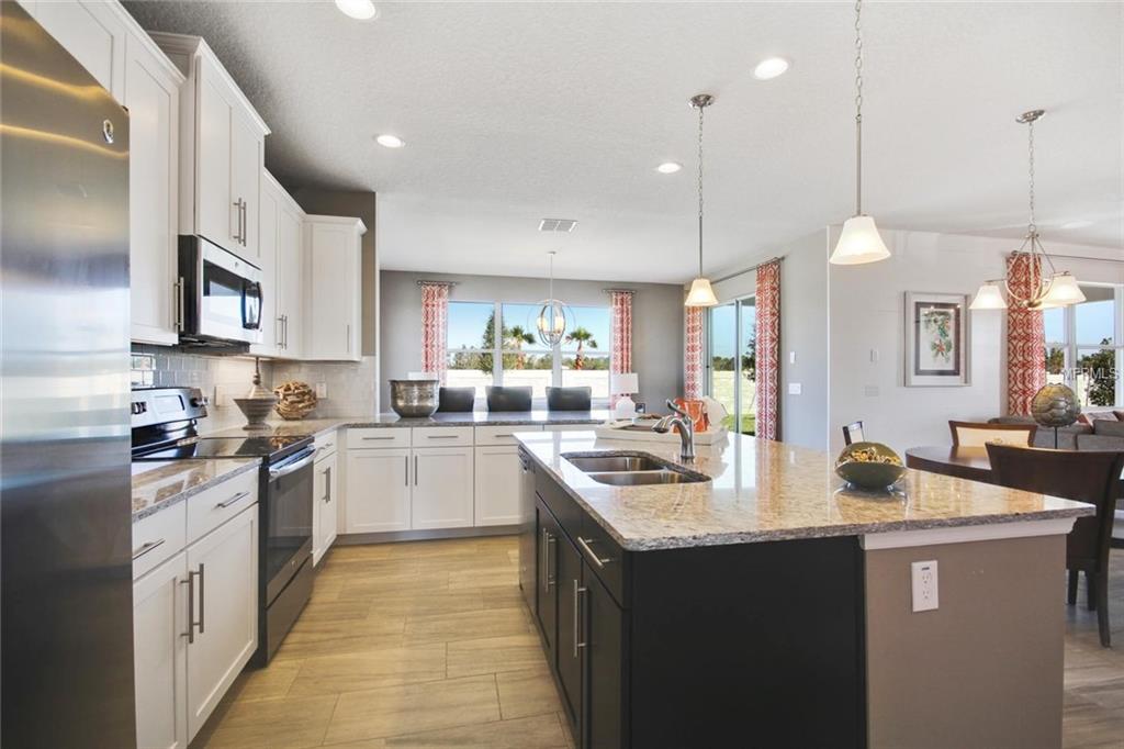 1235 GARRETT GILLIAM DRIVE, OCOEE, Florida 34761, 3 Bedrooms Bedrooms, 10 Rooms Rooms,2 BathroomsBathrooms,Residential,For sale,GARRETT GILLIAM,W7637234