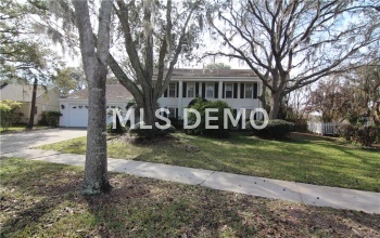 3107 LAKESTONE DRIVE, TAMPA, Florida 33618, 4 Bedrooms Bedrooms, 9 Rooms Rooms,2 BathroomsBathrooms,Residential,For sale,LAKESTONE,T2927835