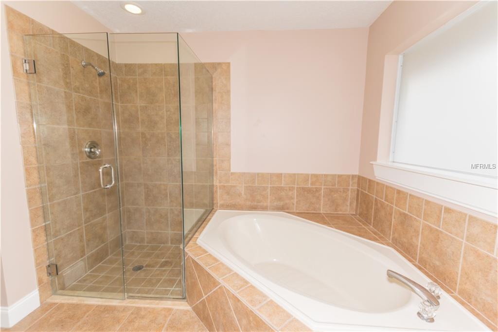 1778 IMPERIAL PALM DRIVE, APOPKA, Florida 32712, 4 Bedrooms Bedrooms, 3 Rooms Rooms,3 BathroomsBathrooms,Residential,For sale,IMPERIAL PALM,T2928465