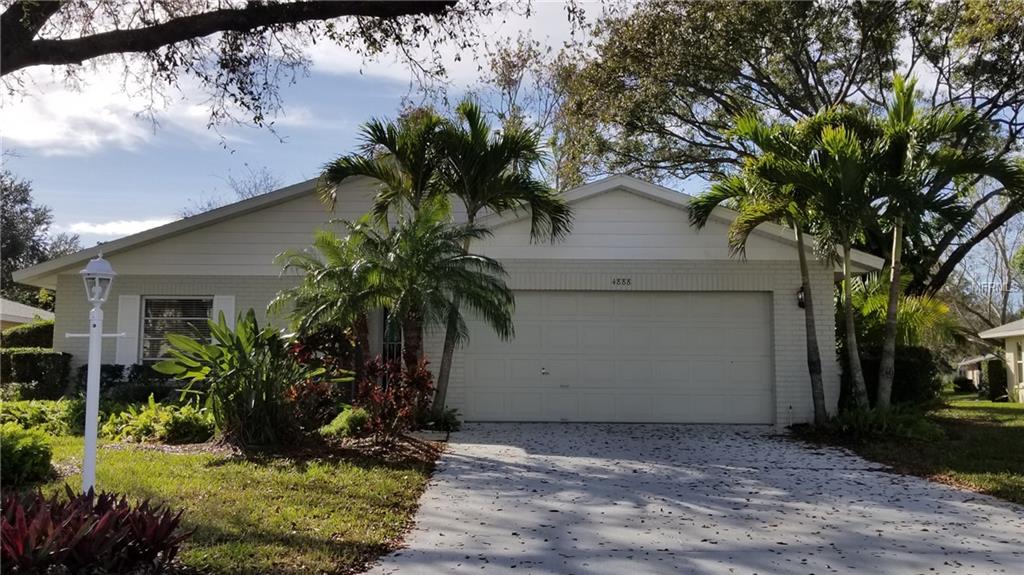 4888 OAK RUN DRIVE, SARASOTA, Florida 34243, 3 Bedrooms Bedrooms, 7 Rooms Rooms,2 BathroomsBathrooms,Residential,For sale,OAK RUN,A4210115