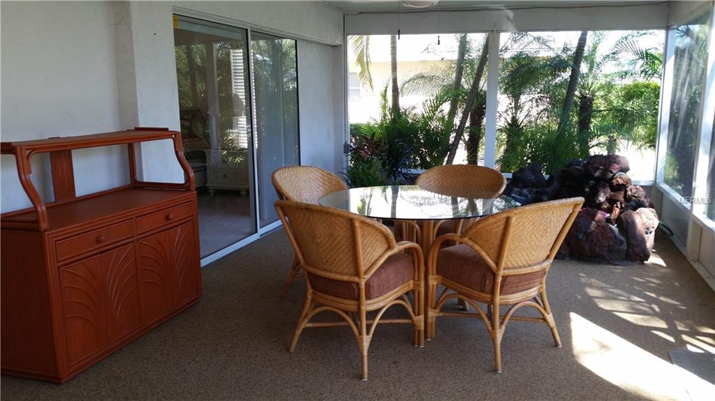 4888 OAK RUN DRIVE, SARASOTA, Florida 34243, 3 Bedrooms Bedrooms, 7 Rooms Rooms,2 BathroomsBathrooms,Residential,For sale,OAK RUN,A4210115