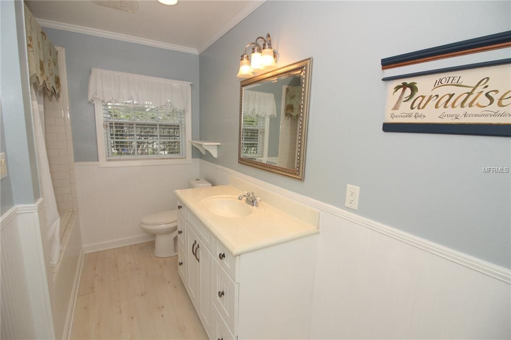 3510 CULLEN LAKE SHORE DRIVE, BELLE ISLE, Florida 32812, 3 Bedrooms Bedrooms, 7 Rooms Rooms,2 BathroomsBathrooms,Residential,For sale,CULLEN LAKE SHORE,O5518416