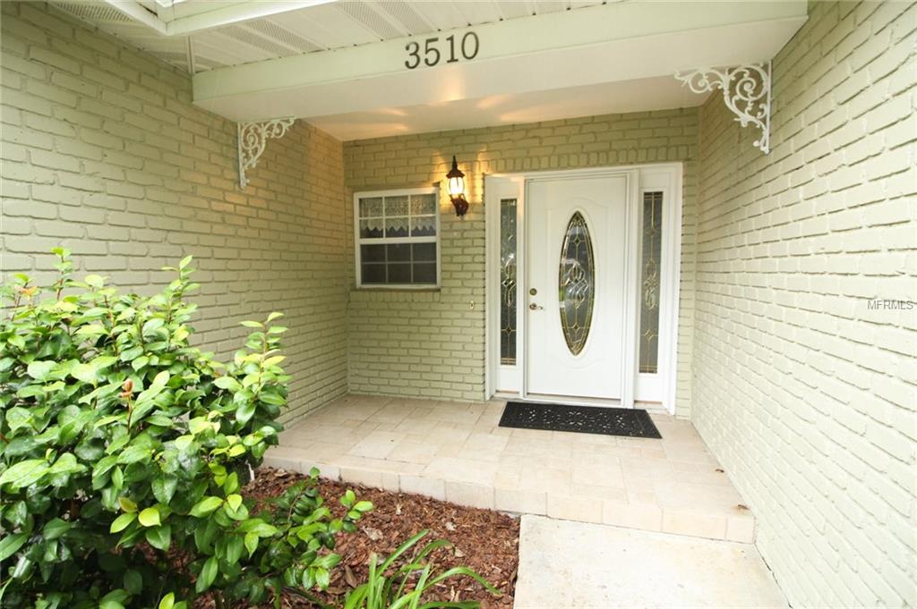 3510 CULLEN LAKE SHORE DRIVE, BELLE ISLE, Florida 32812, 3 Bedrooms Bedrooms, 7 Rooms Rooms,2 BathroomsBathrooms,Residential,For sale,CULLEN LAKE SHORE,O5518416