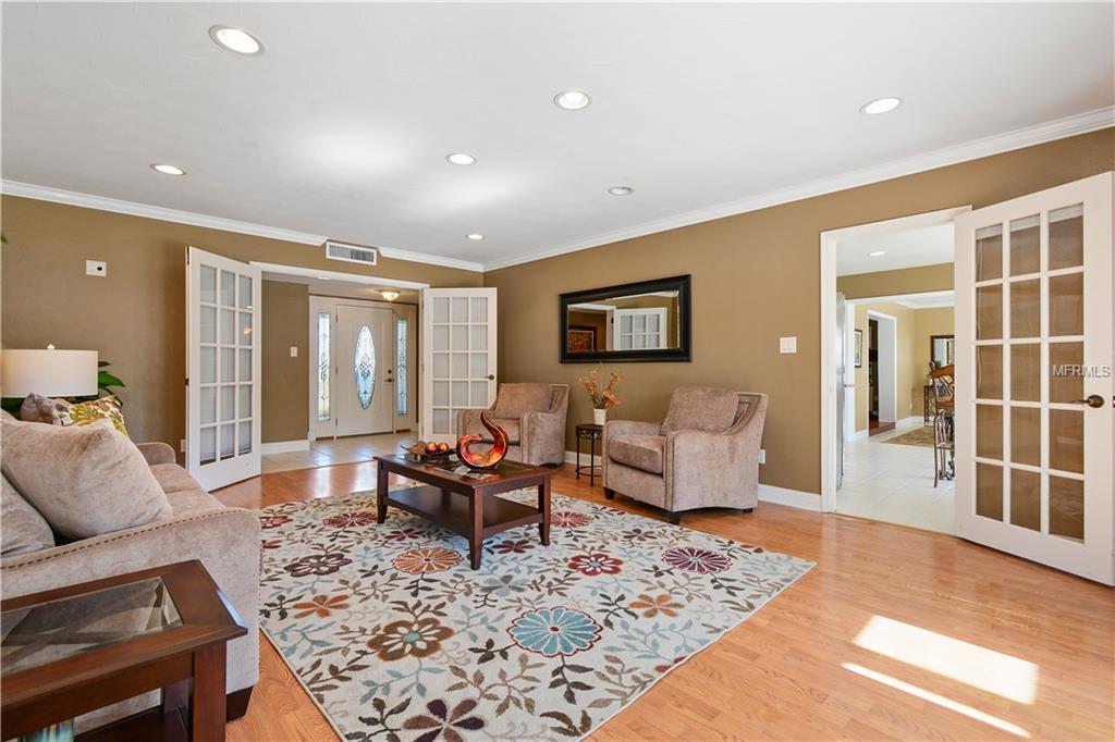 3510 CULLEN LAKE SHORE DRIVE, BELLE ISLE, Florida 32812, 3 Bedrooms Bedrooms, 7 Rooms Rooms,2 BathroomsBathrooms,Residential,For sale,CULLEN LAKE SHORE,O5518416