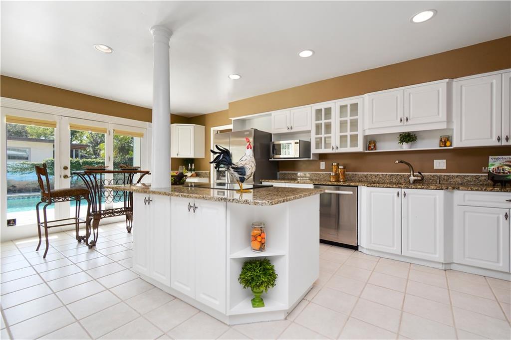 3510 CULLEN LAKE SHORE DRIVE, BELLE ISLE, Florida 32812, 3 Bedrooms Bedrooms, 7 Rooms Rooms,2 BathroomsBathrooms,Residential,For sale,CULLEN LAKE SHORE,O5518416