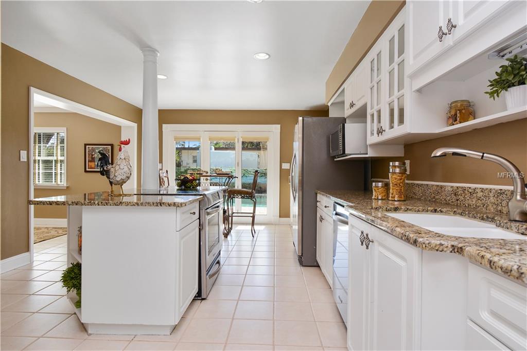 3510 CULLEN LAKE SHORE DRIVE, BELLE ISLE, Florida 32812, 3 Bedrooms Bedrooms, 7 Rooms Rooms,2 BathroomsBathrooms,Residential,For sale,CULLEN LAKE SHORE,O5518416