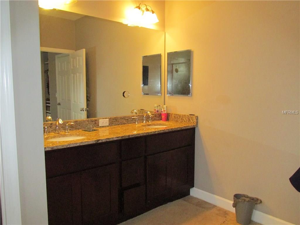 933 MOSCATO PLACE, PALM HARBOR, Florida 34683, 3 Bedrooms Bedrooms, 5 Rooms Rooms,2 BathroomsBathrooms,Residential,For sale,MOSCATO,T2899958