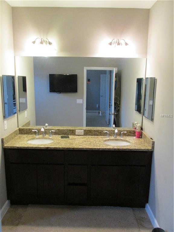 933 MOSCATO PLACE, PALM HARBOR, Florida 34683, 3 Bedrooms Bedrooms, 5 Rooms Rooms,2 BathroomsBathrooms,Residential,For sale,MOSCATO,T2899958