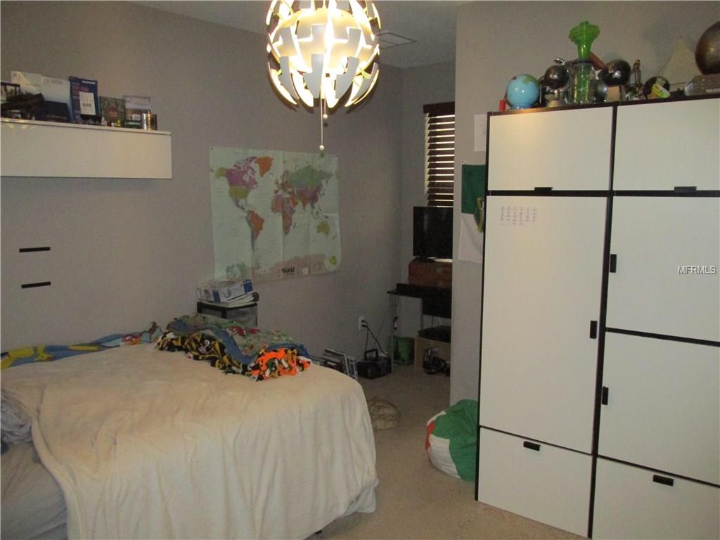 933 MOSCATO PLACE, PALM HARBOR, Florida 34683, 3 Bedrooms Bedrooms, 5 Rooms Rooms,2 BathroomsBathrooms,Residential,For sale,MOSCATO,T2899958