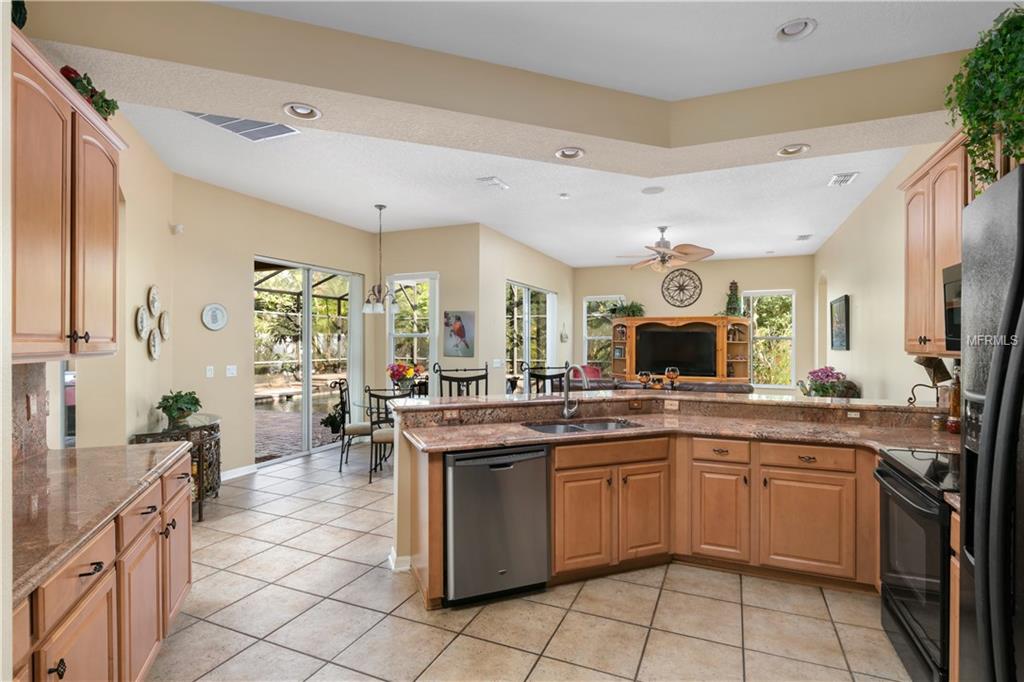 807 SHADOWMOSS DRIVE, WINTER GARDEN, Florida 34787, 4 Bedrooms Bedrooms, 10 Rooms Rooms,3 BathroomsBathrooms,Residential,For sale,SHADOWMOSS,O5548217