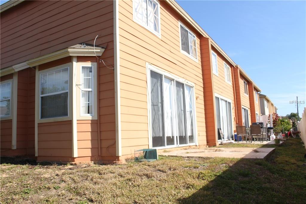 205 MANGO COURT, DAVENPORT, Florida 33897, 4 Bedrooms Bedrooms, 6 Rooms Rooms,3 BathroomsBathrooms,Residential,For sale,MANGO,O5552255