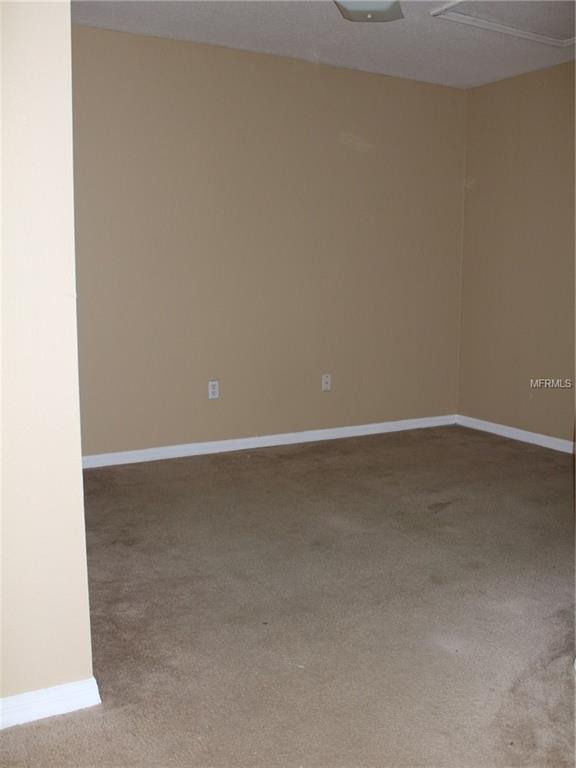 205 MANGO COURT, DAVENPORT, Florida 33897, 4 Bedrooms Bedrooms, 6 Rooms Rooms,3 BathroomsBathrooms,Residential,For sale,MANGO,O5552255