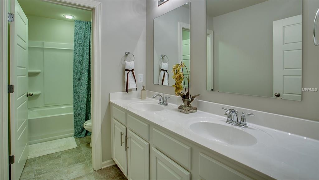 5808 TREVESTA PLACE, PALMETTO, Florida 34221, 5 Bedrooms Bedrooms, 3 Rooms Rooms,3 BathroomsBathrooms,Residential,For sale,TREVESTA,T2922093