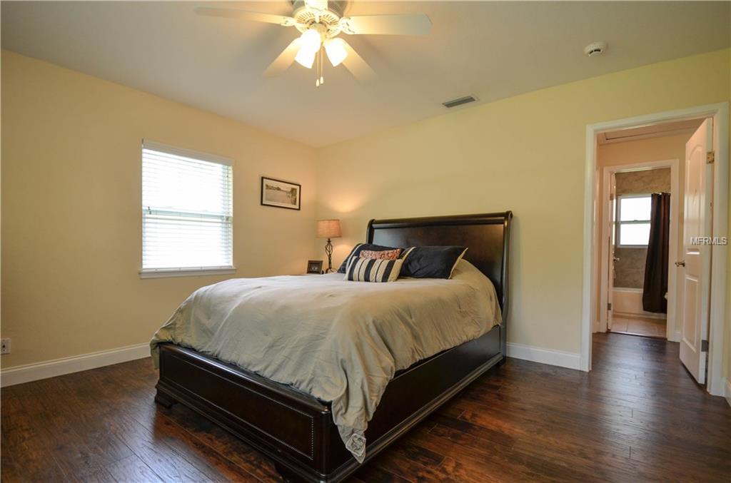 4801 W LEONA STREET, TAMPA, Florida 33629, 3 Bedrooms Bedrooms, 5 Rooms Rooms,2 BathroomsBathrooms,Residential,For sale,LEONA,T2923116